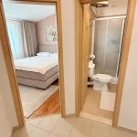Apartment 1 privatni wc i soba s bračnim krevetom Apartments Ada